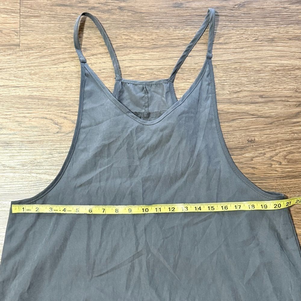Loose Fit TikTok Overall Romper Gray With Zipper Pocket in Back Size Large - Picture 5 of 12